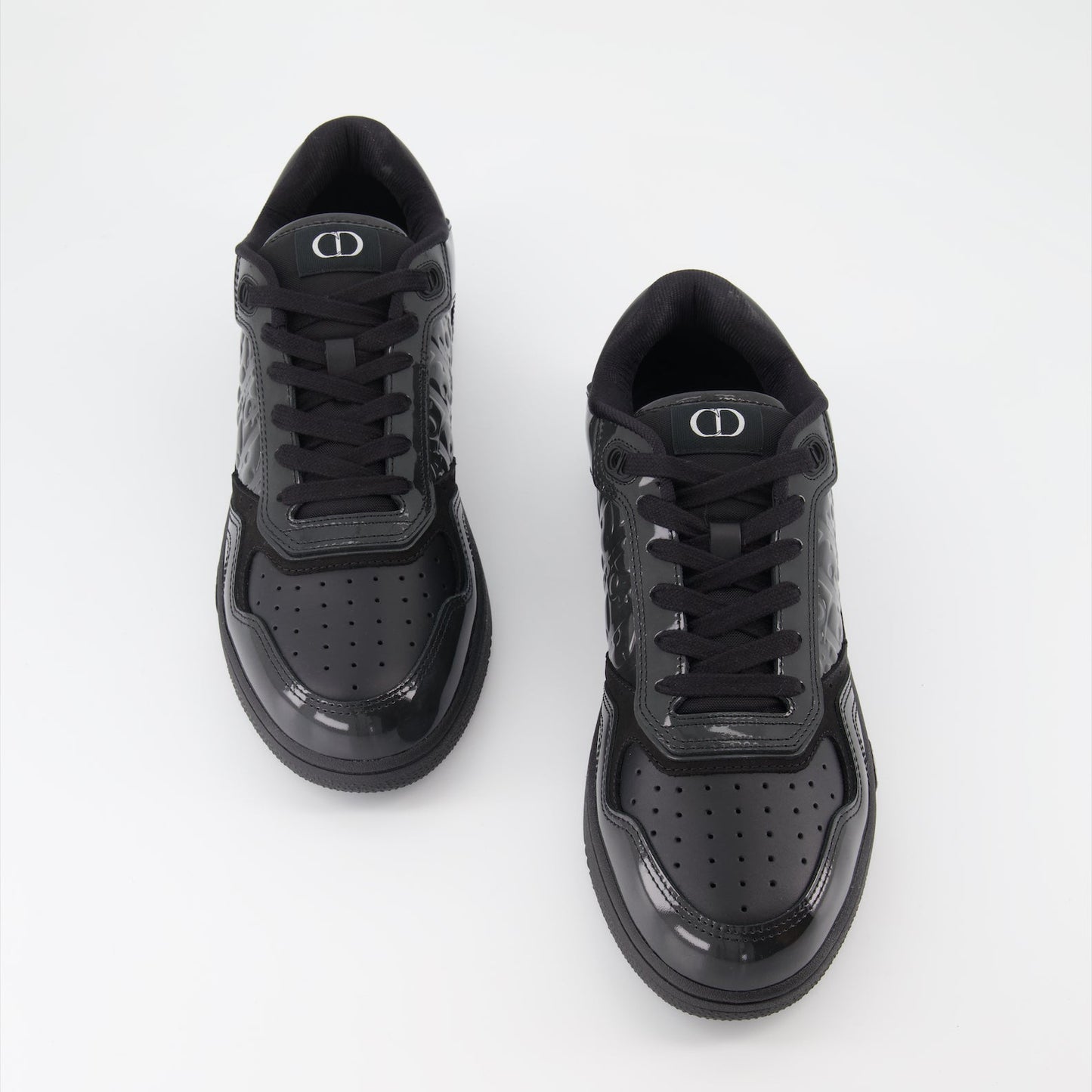 B27 sneakers