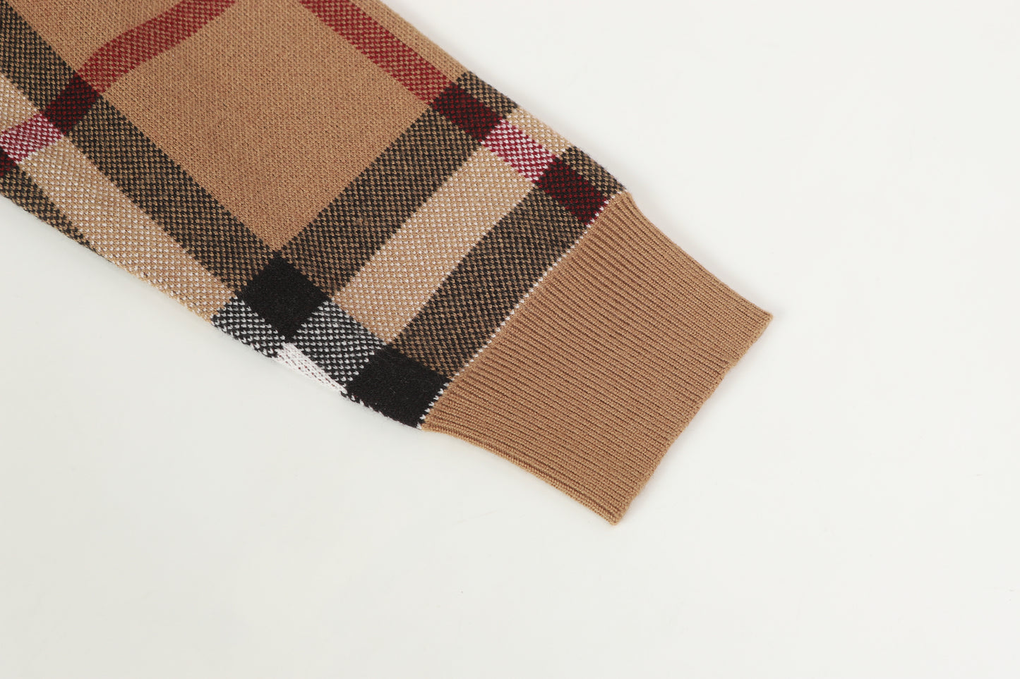 Giant Check V-Neck Cardigan | Archive Beige