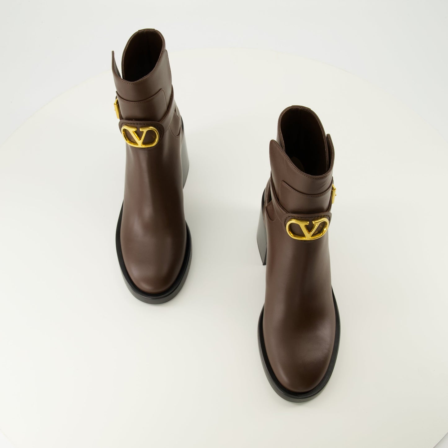 Vlogo Ankle Boots