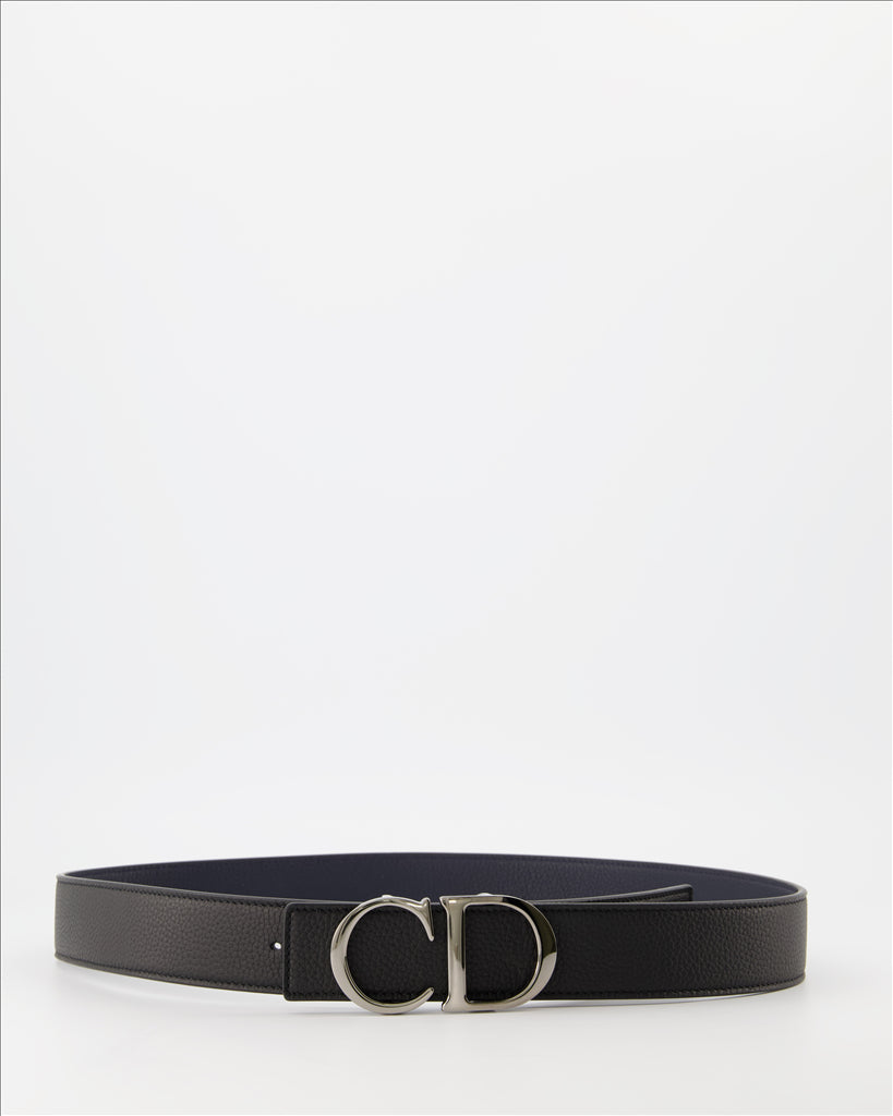 Reversible belt