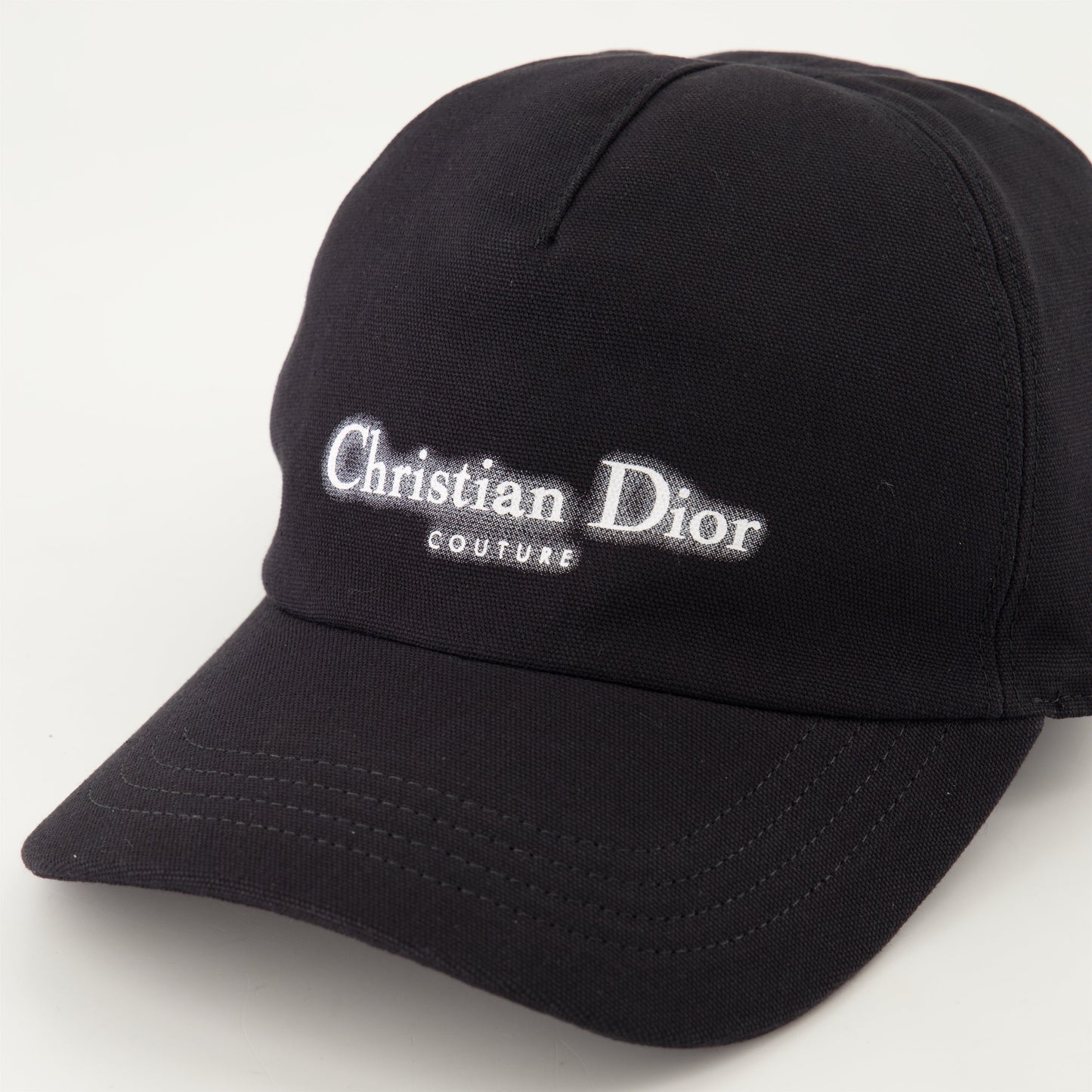 Cou<tc>tu</tc>re denim cap