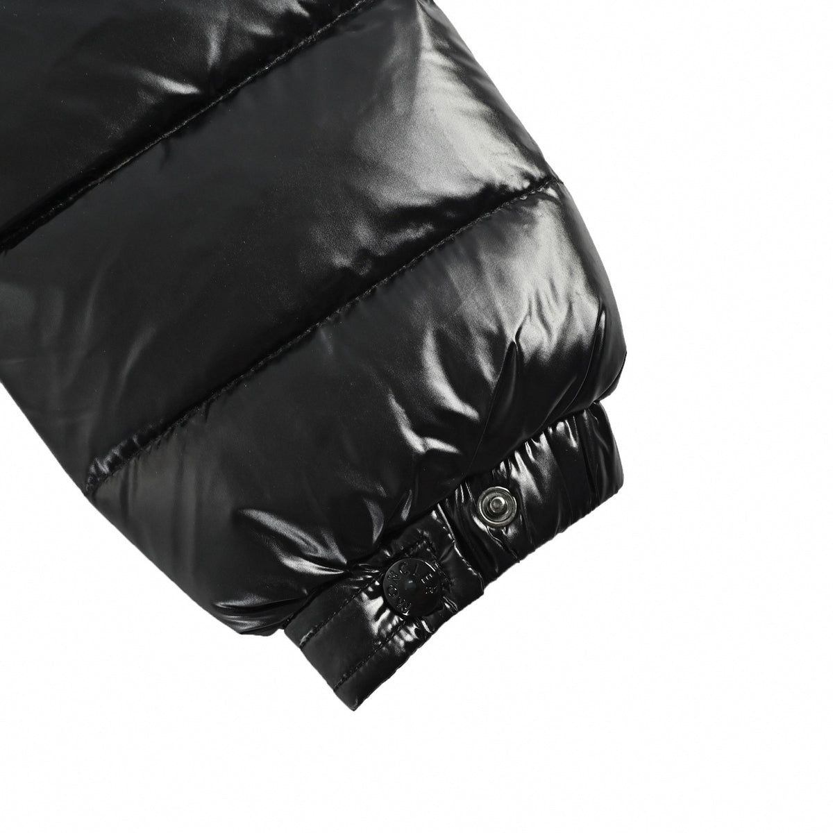 Maya Hooded Short Down Puffer Jacket in Glossy Black