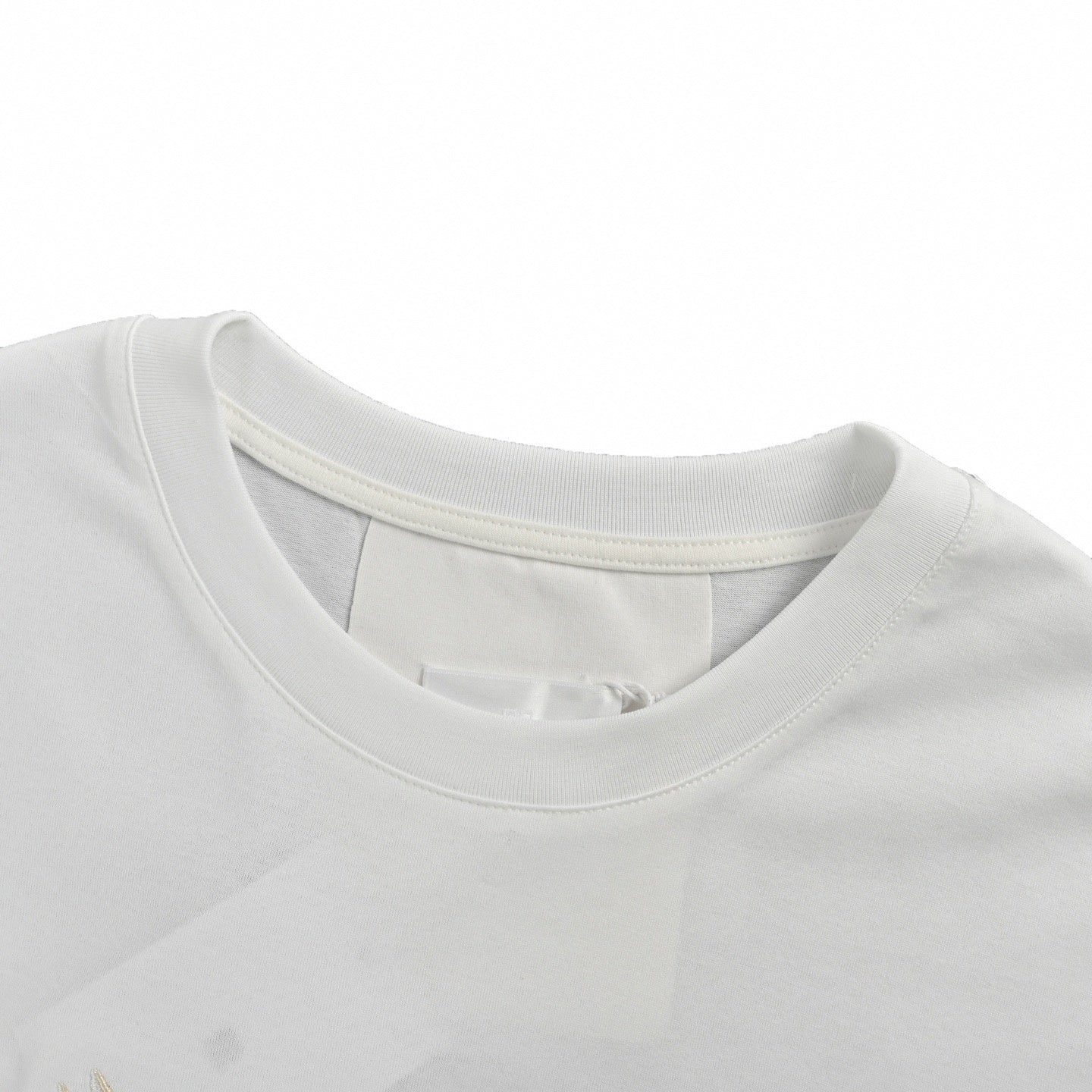 Embroidered Pegasus Crest T-Shirt | White