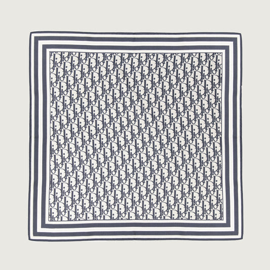 Carré de soie Oblique