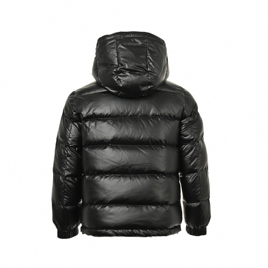 Enamel Triangle Logo Glossy Re-Nylon Hooded Short Down Jacket in Black