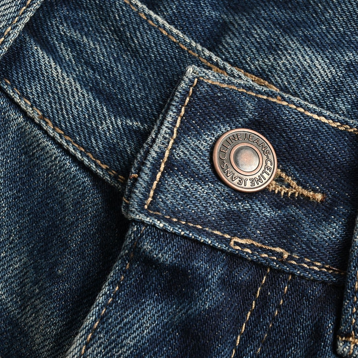 Women Vintage Wash Flared Denim Jeans in Indigo Blue