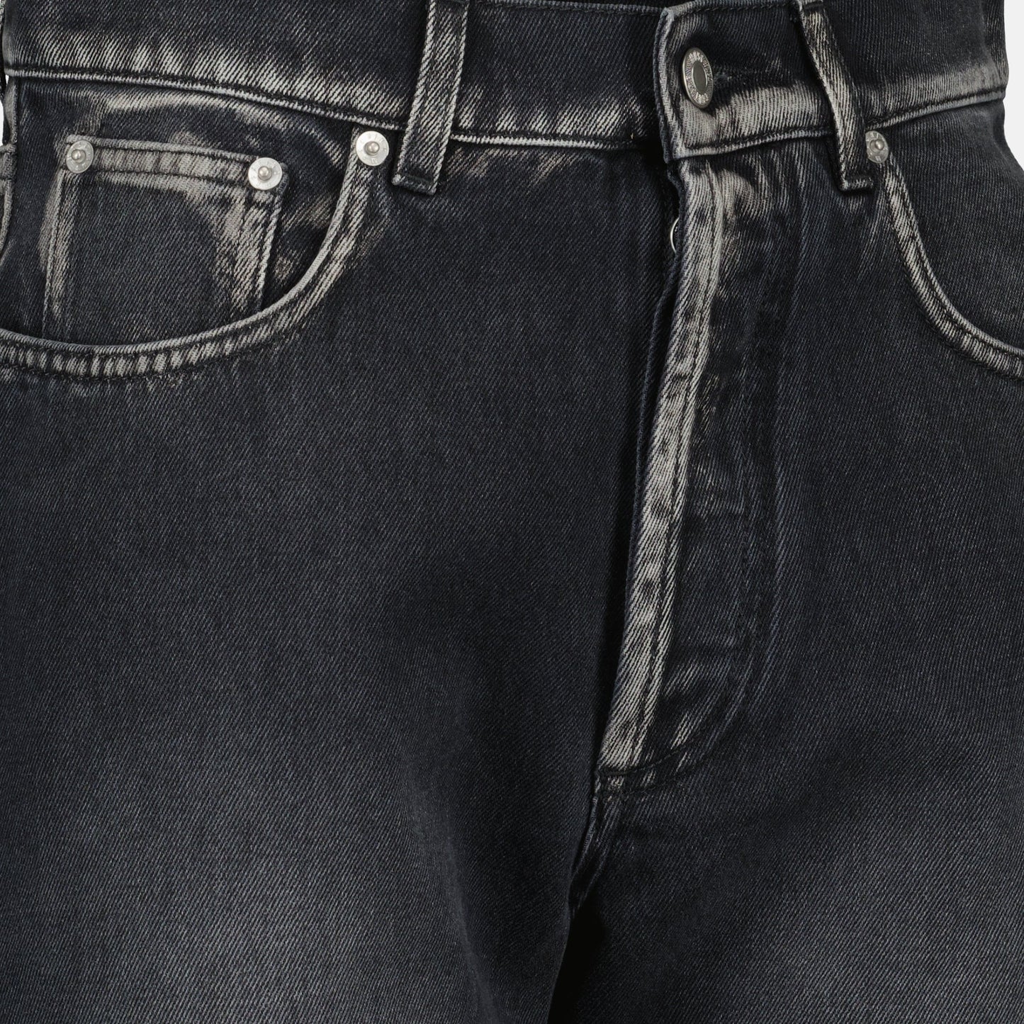 Jean noir délavé