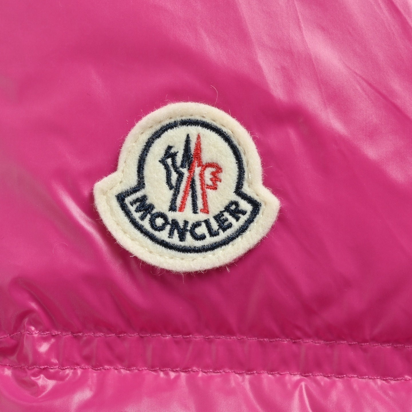 Logo-Patch Hooded Puffer Vest | Pink