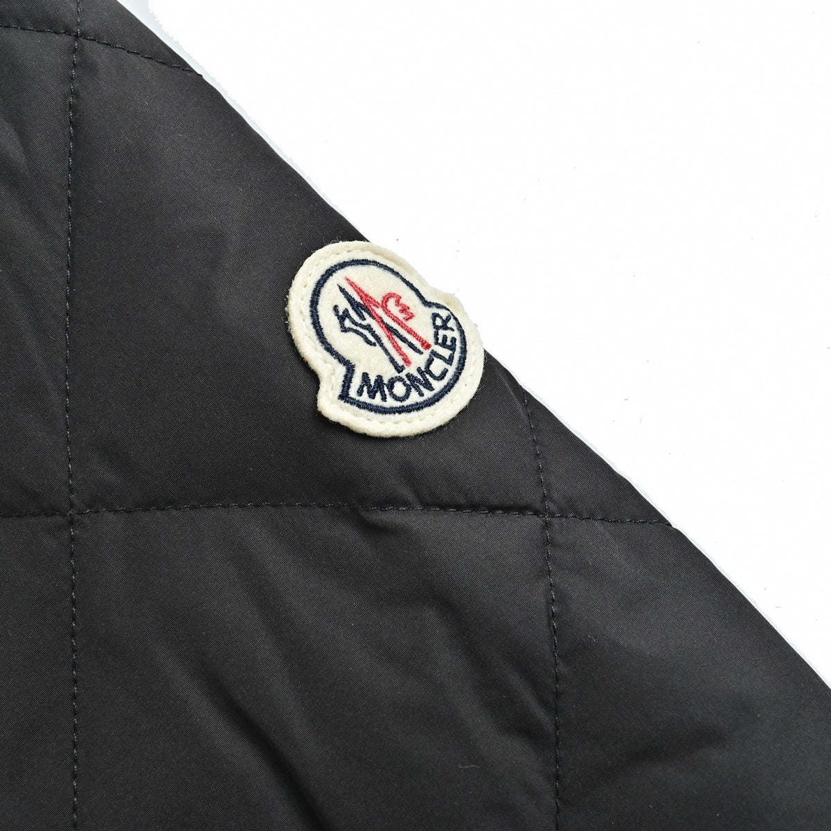 Diamond Quilted Fur-Collar Belted Jacket in Black