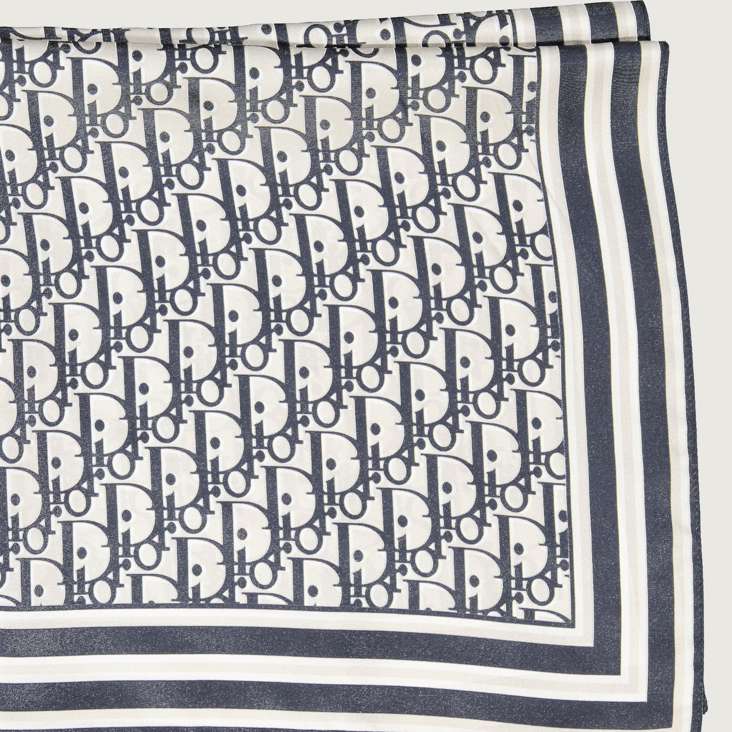 Carré de soie Oblique