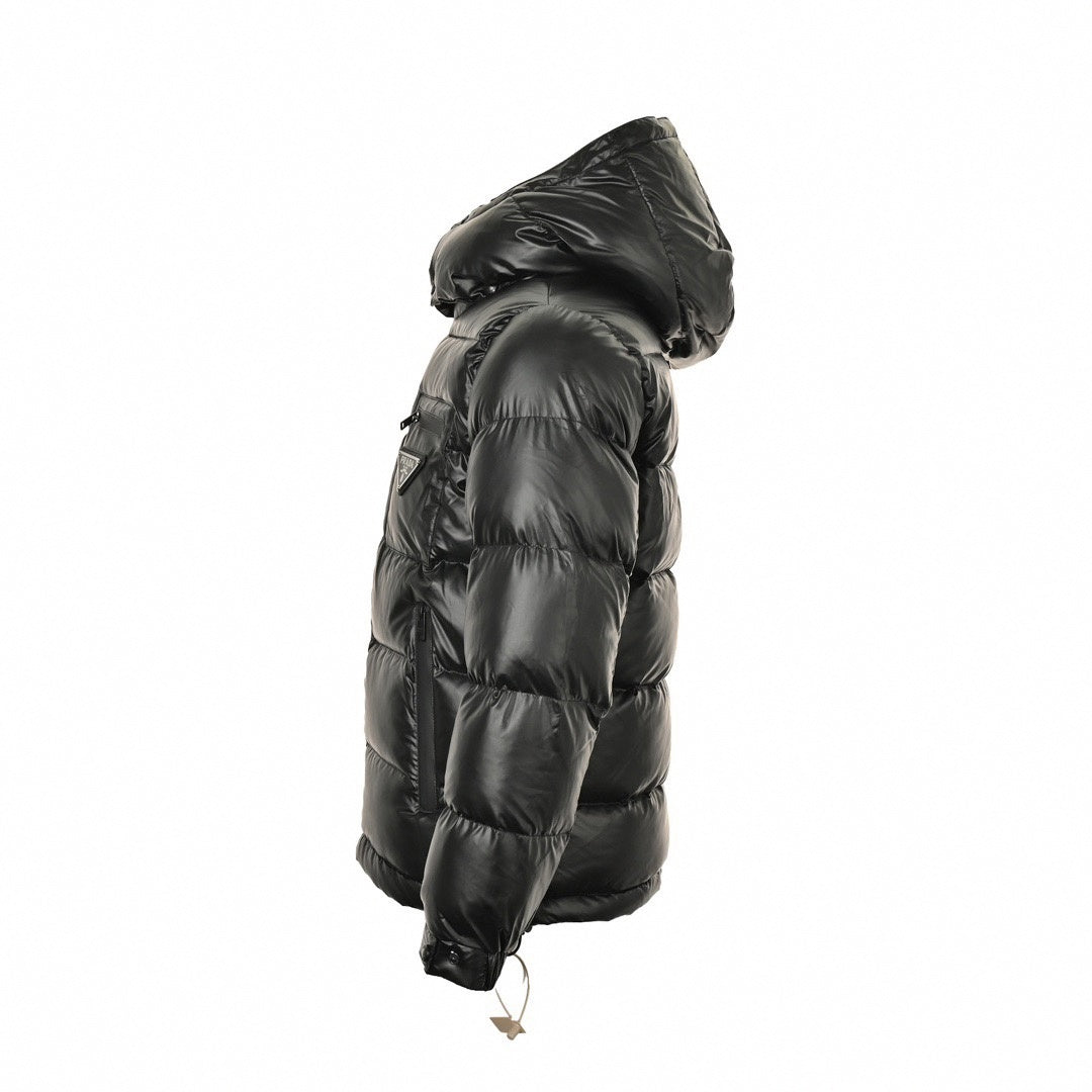 Enamel Triangle Logo Glossy Re-Nylon Hooded Short Down Jacket in Black