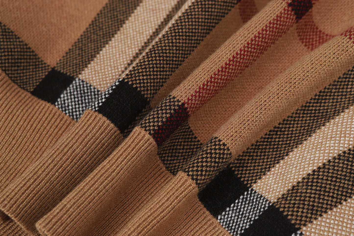 Giant Check V-Neck Cardigan | Archive Beige