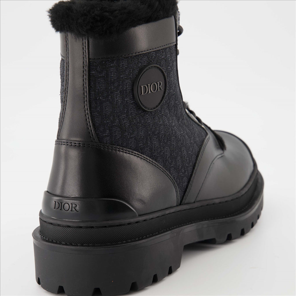 Explorer ankle boots