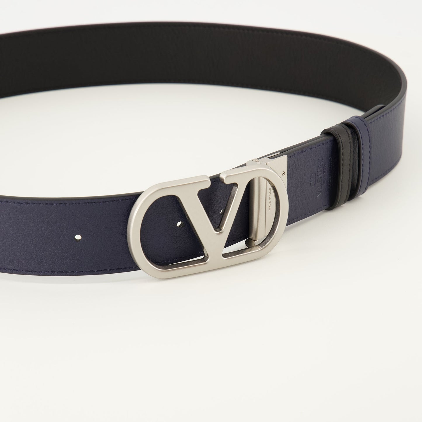 Reversible VLogo Belt