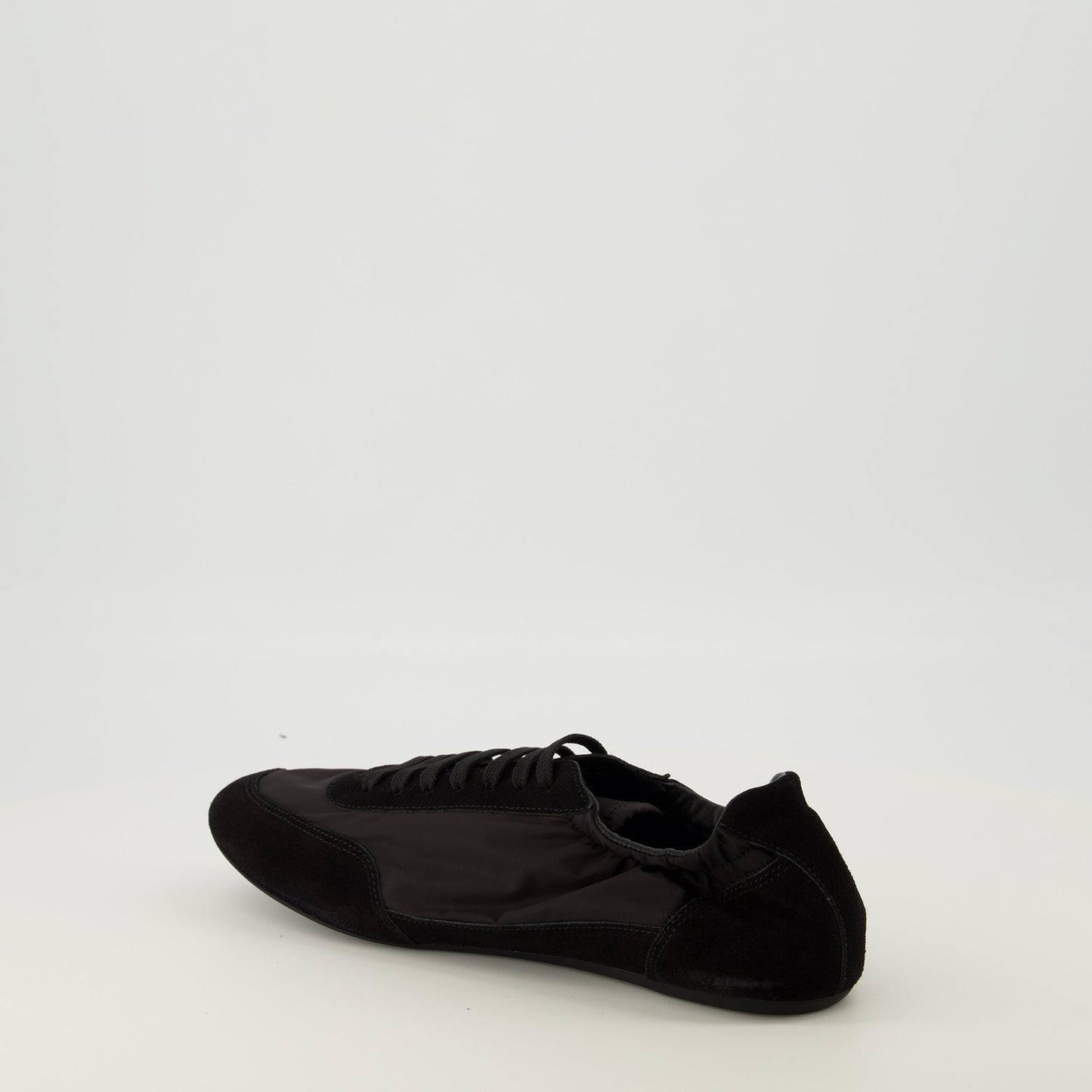 Collapse Black Sneakers