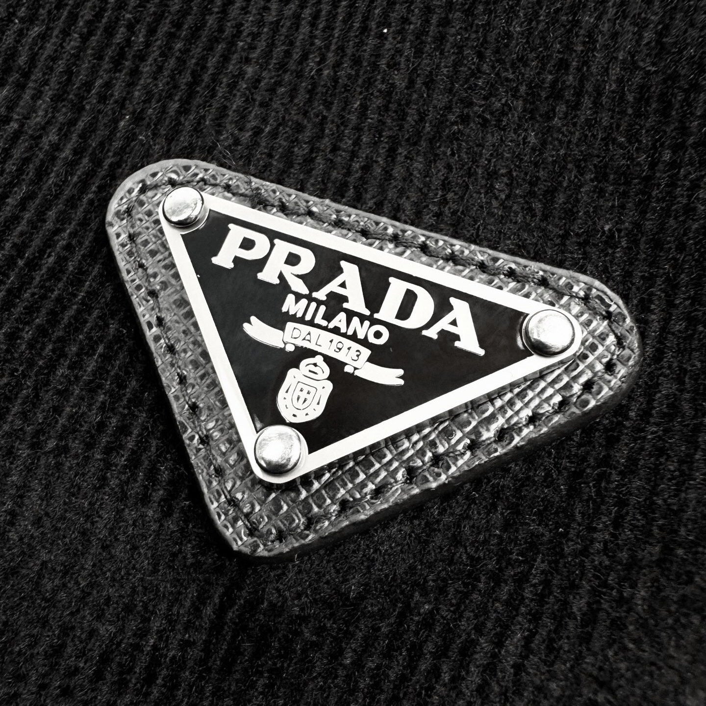 Convertible Corduroy Puffer Jacket | Black