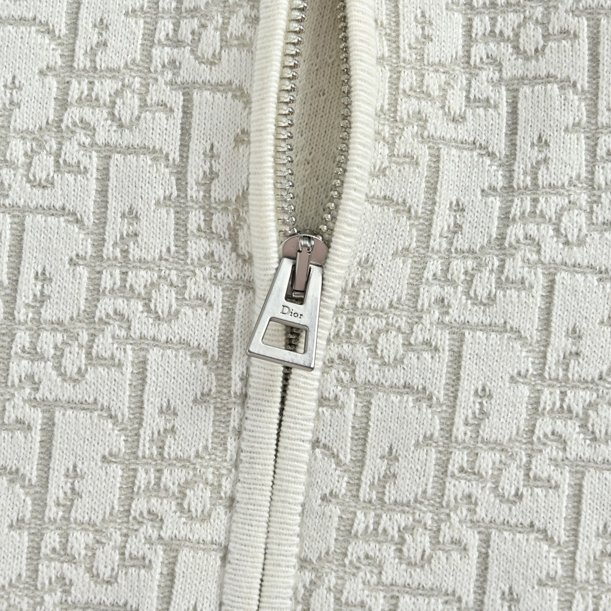 Oblique Jacquard Full-Zip Knit Hoodie in Off-White & Light Grey